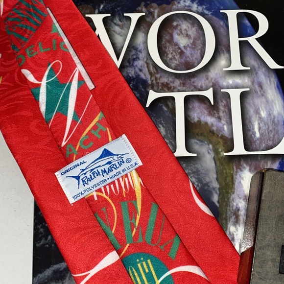 🆕🎄Vintage 1994 ORIGINAL RALPH MARLIN Men’s “Christmas Around the World🌎” Tie - Picture 4 of 12